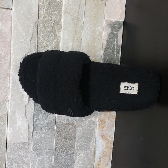 UGG Women's Cozetta Curly Slides - Picture 6 of 8